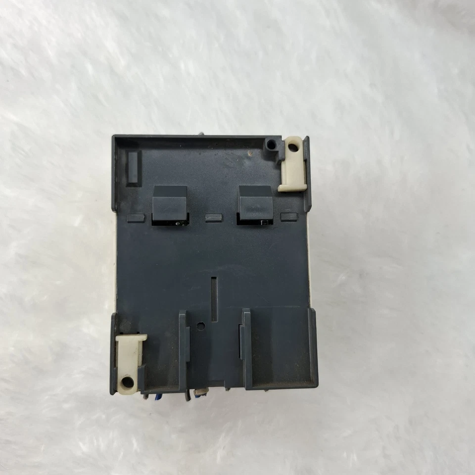 CROUZET MILLENIUM3 CD12 PLC Programmable Logic Controller Smart Relay